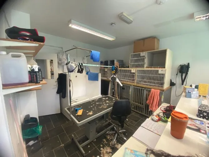 Property for Auction in Sussex & Hampshire - 7 New Broadway, Worthing, West Sussex