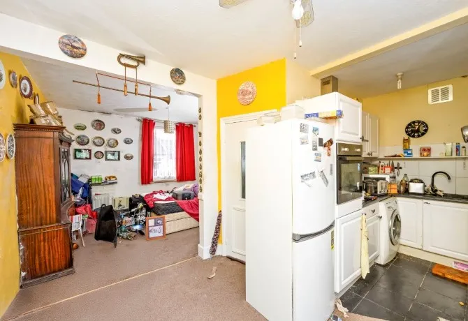 Property for Auction in Sussex & Hampshire - 4 Ewart Street, Brighton, East Sussex