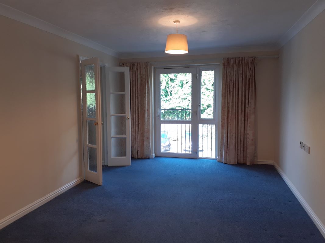 Byron Court, Stockbridge Road, Chichester, West Sussex, PO19 8ES - Online Auctions