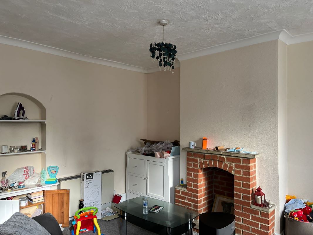 Arundel Road, Littlehampton, West Sussex, BN17 7DE - Online Auctions