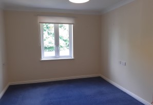 Property for Auction in Sussex & Hampshire - 21 Byron Court, Chichester, West Sussex
