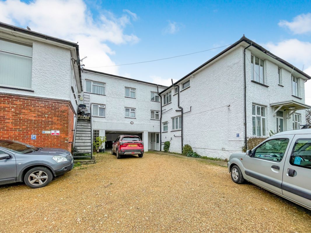 Wroxall House, High Street, Wroxall, Ventnor, Isle Of Wight, PO38 3BH - Online Auctions