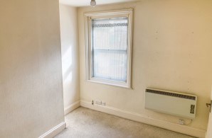 Property for Auction in Sussex & Hampshire - First Floor Flat, 19 Brighton Road, Newhaven, East Sussex