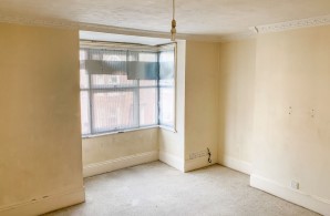 Property for Auction in Sussex & Hampshire - First Floor Flat, 19 Brighton Road, Newhaven, East Sussex