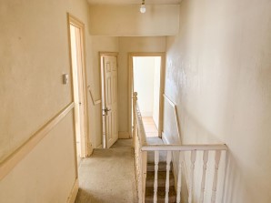 Property for Auction in Sussex & Hampshire - First Floor Flat, 19 Brighton Road, Newhaven, East Sussex