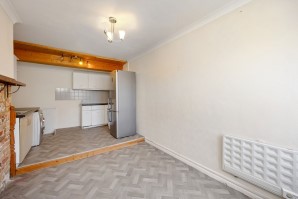 Property for Auction in Sussex & Hampshire - Flat 26 West Mansions, 18 Heene Terrace, Worthing, West Sussex