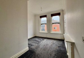 Property for Auction in Sussex & Hampshire - Apartment 13 Charter House, Lord Montgomery Way, Portsmouth, Hampshire