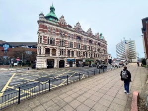 Property for Auction in Sussex & Hampshire - Apartment 13 Charter House, Lord Montgomery Way, Portsmouth, Hampshire