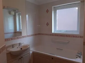 Property for Auction in Sussex & Hampshire - 21 Byron Court, Chichester, West Sussex