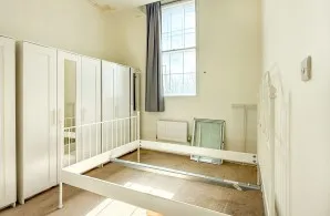 Property for Auction in Sussex & Hampshire - Flat 8 Admiralty House, 4 Platform Road, Southampton