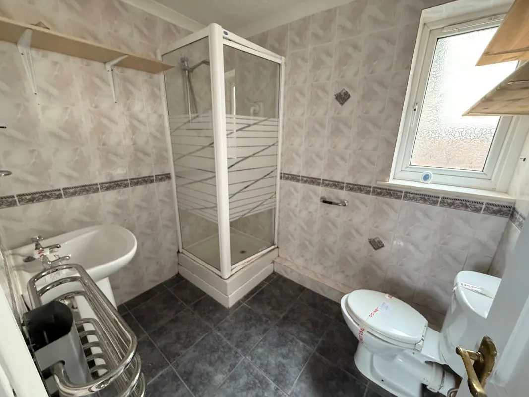 Cleethorpes Road, Southampton, Hampshire, SO19 8AQ - Online Auctions