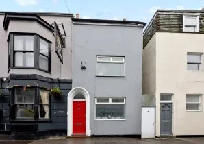 Property for Auction in Sussex & Hampshire - 57 George Street, Brighton, East Sussex