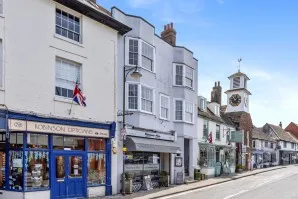 Property for Auction in Sussex & Hampshire - 76A High Street, Steyning, West Sussex
