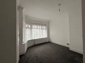 Property for Auction in Sussex & Hampshire - 52 Cleethorpes Road, Southampton, Hampshire