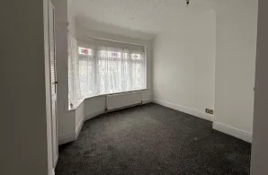 Property for Auction in Sussex & Hampshire - 52 Cleethorpes Road, Southampton, Hampshire