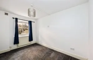 Property for Auction in Sussex & Hampshire - Flat 3 The Old School House, 35 Frederick Place, Brighton