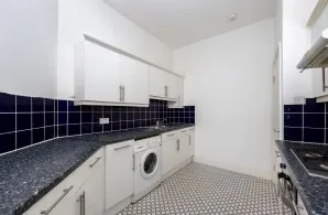 Property for Auction in Sussex & Hampshire - Flat 3 The Old School House, 35 Frederick Place, Brighton