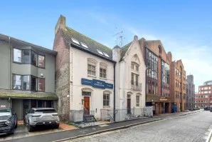Property for Auction in Sussex & Hampshire - Flat 3 The Old School House, 35 Frederick Place, Brighton