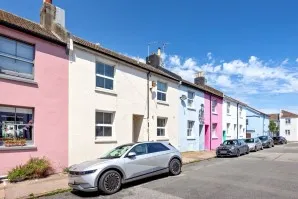 Property for Auction in Sussex & Hampshire - 25 Grove Street, Brighton, East Sussex
