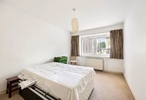 Property for Auction in Sussex & Hampshire - 16 Blenheim Court, 17 New Church Road, Hove, East Sussex