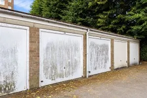 Property for Auction in Sussex & Hampshire - 16 Blenheim Court, 17 New Church Road, Hove, East Sussex