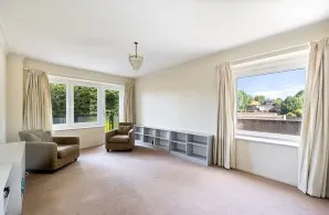 Property for Auction in Sussex & Hampshire - 16 Blenheim Court, 17 New Church Road, Hove, East Sussex