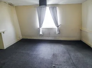 Property for Auction in Sussex & Hampshire - Third Floor Flat 5, 12 Villa Road, St Leonards-on-Sea, East Sussex