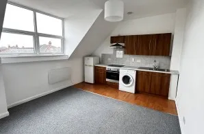 Property for Auction in Sussex & Hampshire - Flat 8, 5 Darwin Road, Southampton, Hampshire