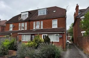 Property for Auction in Sussex & Hampshire - Flat 8, 5 Darwin Road, Southampton, Hampshire