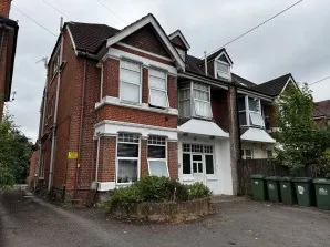 Property for Auction in Sussex & Hampshire - Flat 8, 5 Darwin Road, Southampton, Hampshire