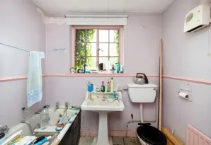 Property for Auction in Sussex & Hampshire - 10 Terringes Avenue, Worthing, West Sussex