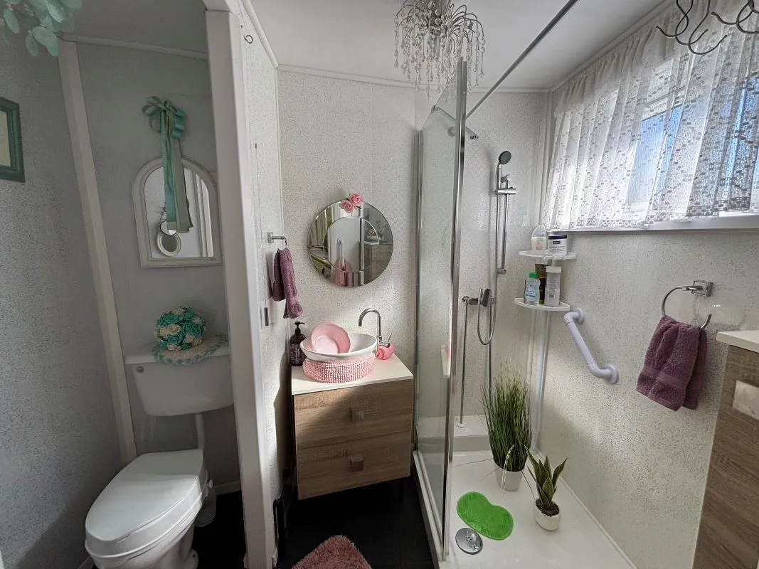 Lavender Cottage, Laundry Lane, Newport, Isle Of Wight, PO30 1QL - Online Auctions
