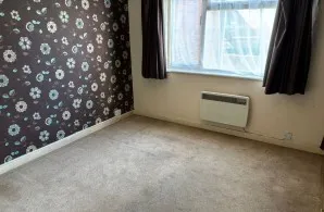Property for Auction in Sussex & Hampshire - Flat 8, 443 Brighton Road, Lancing, West Sussex