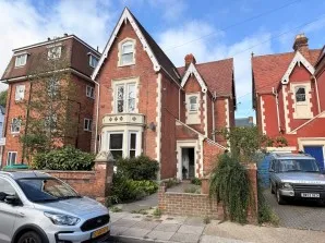 Property for Auction in Sussex & Hampshire - Flat 3 Mayfair Court, 9, St Andrews Road, Southsea