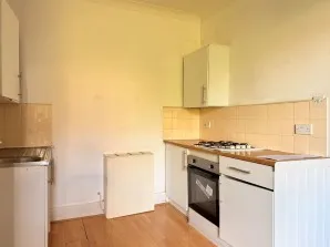 Property for Auction in Sussex & Hampshire - Flat 3 Mayfair Court, 9, St Andrews Road, Southsea