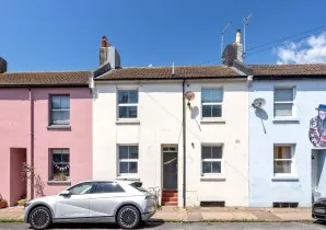 Property for Auction in Sussex & Hampshire - 25 Grove Street, Brighton, East Sussex