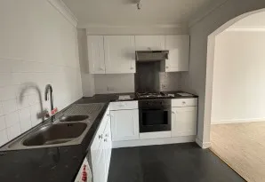 Property for Auction in Sussex & Hampshire - Flat 18 Hamilton Court, Ashby Place, Southsea, Hampshire
