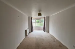 Property for Auction in Sussex & Hampshire - Flat 18 Hamilton Court, Ashby Place, Southsea, Hampshire
