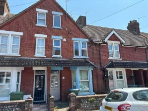 Property for Auction in Sussex & Hampshire - 39 Queen Street, Littlehampton, West Sussex