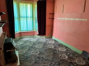 Property for Auction in Sussex & Hampshire - 39 Queen Street, Littlehampton, West Sussex