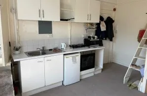 Property for Auction in Sussex & Hampshire - Flat 5, 10 Cambridge Road, Hove, East Sussex