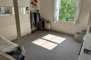 Property for Auction in Sussex & Hampshire - Flat 5, 10 Cambridge Road, Hove, East Sussex