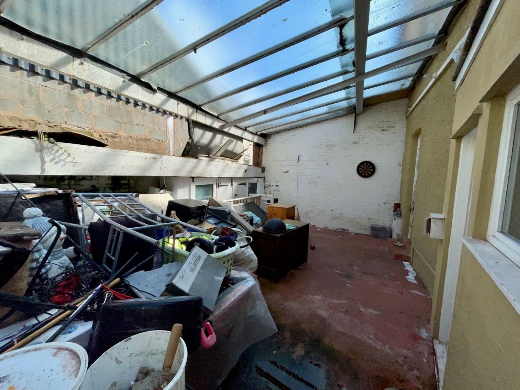 5 York Road, Colwyn Bay, Clwyd, LL29 7ED - Online Auctions