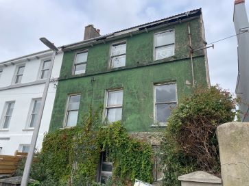 Property for Auction in Wales - 3-5 Hazelbank, Llanstadwell, Neyland, Pembrokeshire SA73 1EN