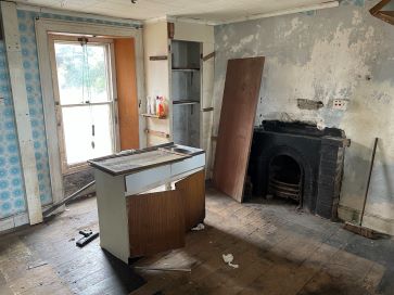 Property for Auction in Wales - 3-5 Hazelbank, Llanstadwell, Neyland, Pembrokeshire SA73 1EN
