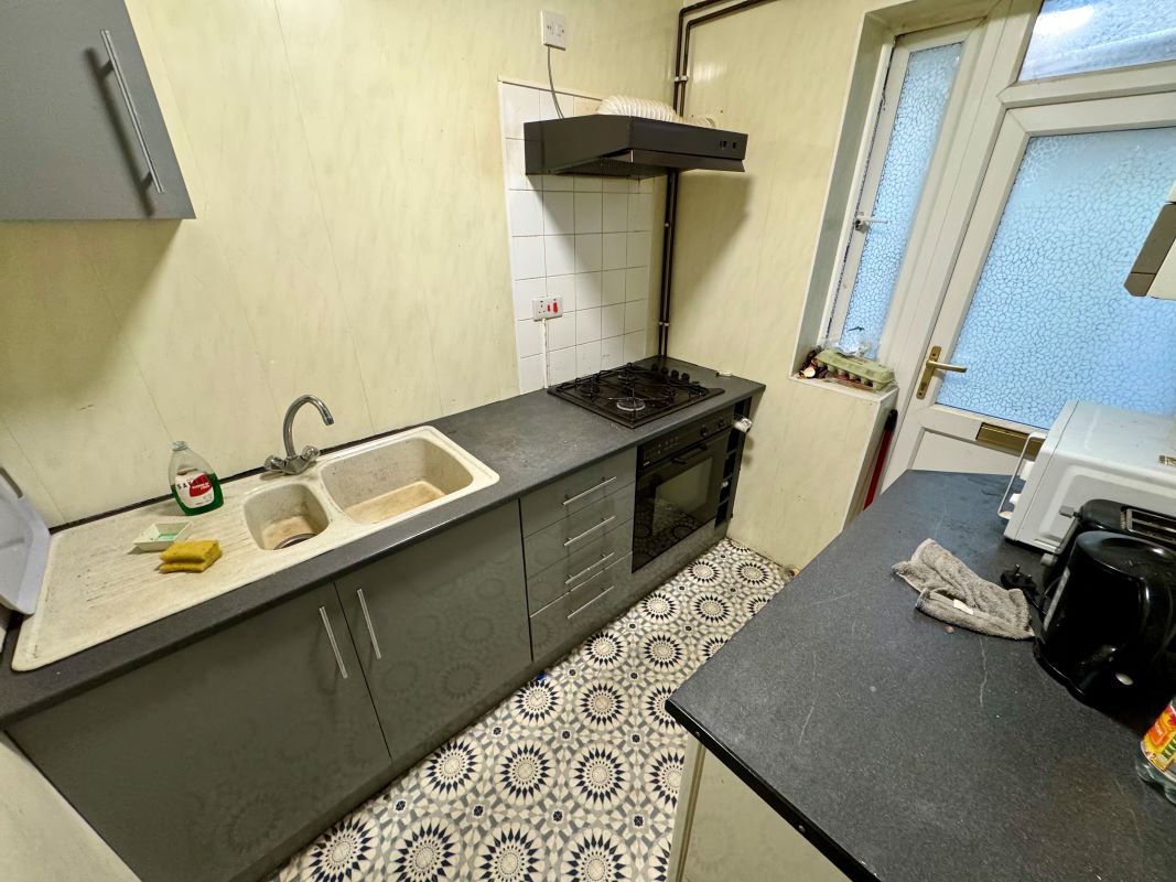 Bangor, Gwynedd, LL57 2EU - Online Auctions