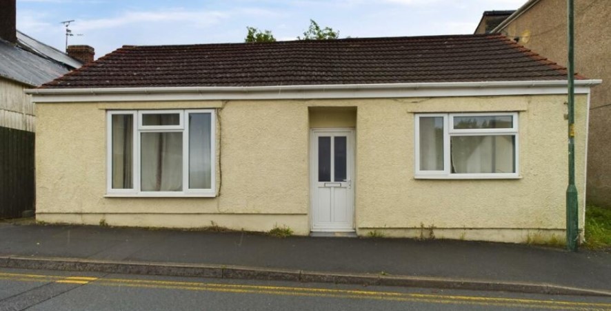 Property for Auction in Wales - 54 Commercial Street, Cinderford, Forest of Dean GL14 2RW