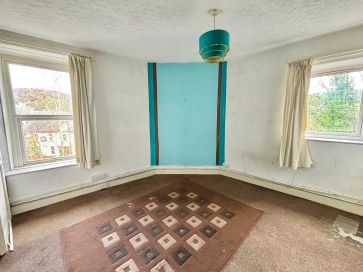 Property for Auction in Wales - 2 Swansea Road, Pontardawe, Swansea, Neath Port Talbot SA8 4AB