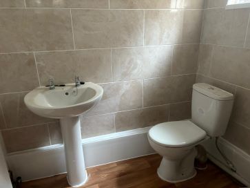 Property for Auction in Wales - 72 Bridgend Road, Abercynffig, Pen-Y-Bont AR Ogwr CF32 9AP