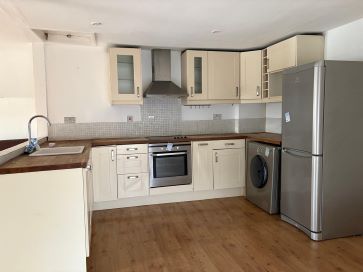 Property for Auction in Wales - Flat 2, 33 Moor Street, Chepstow, Monmouthshire NP16 5DD